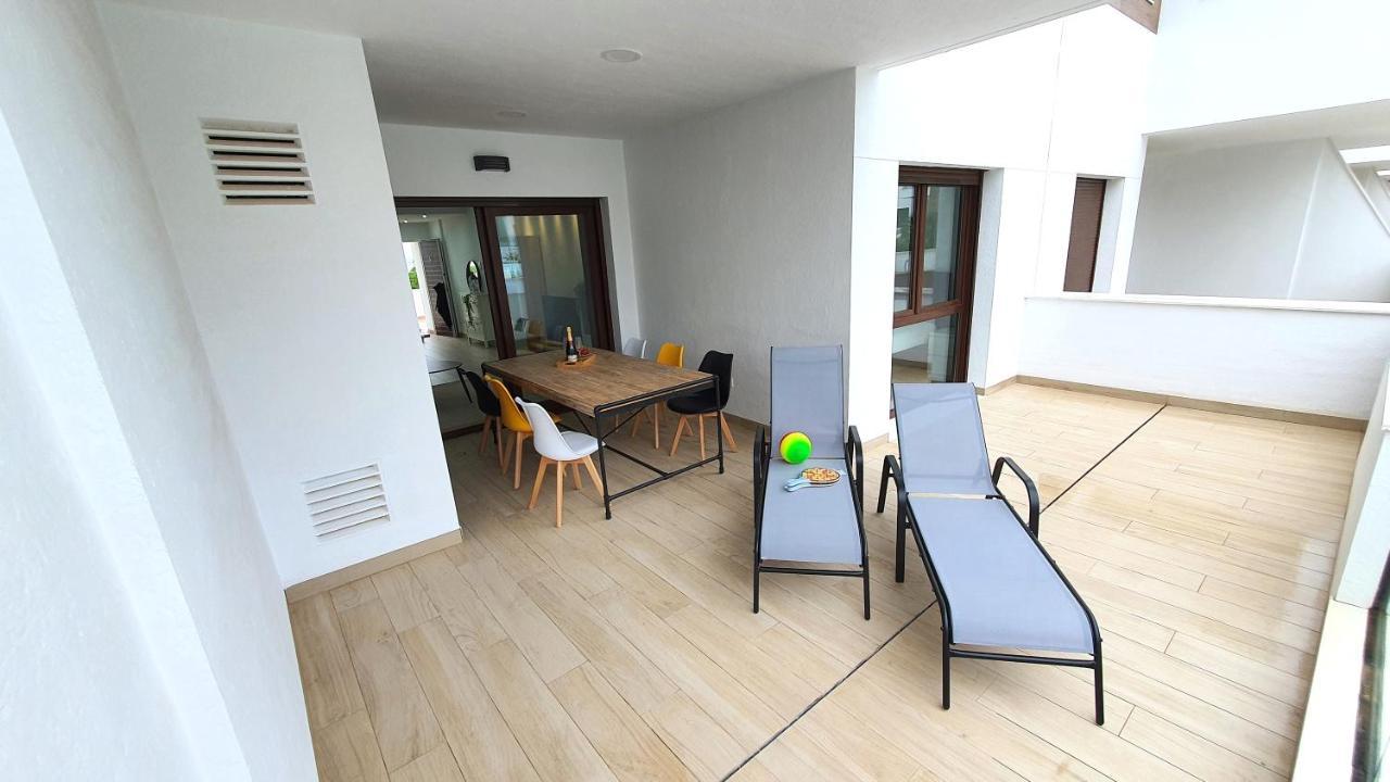 Beautiful Condo In Laguna Beach Resort Overlooking Laguna Rosa In Torrevieja With 2 Bedrooms And 2 Bathrooms Ngoại thất bức ảnh
